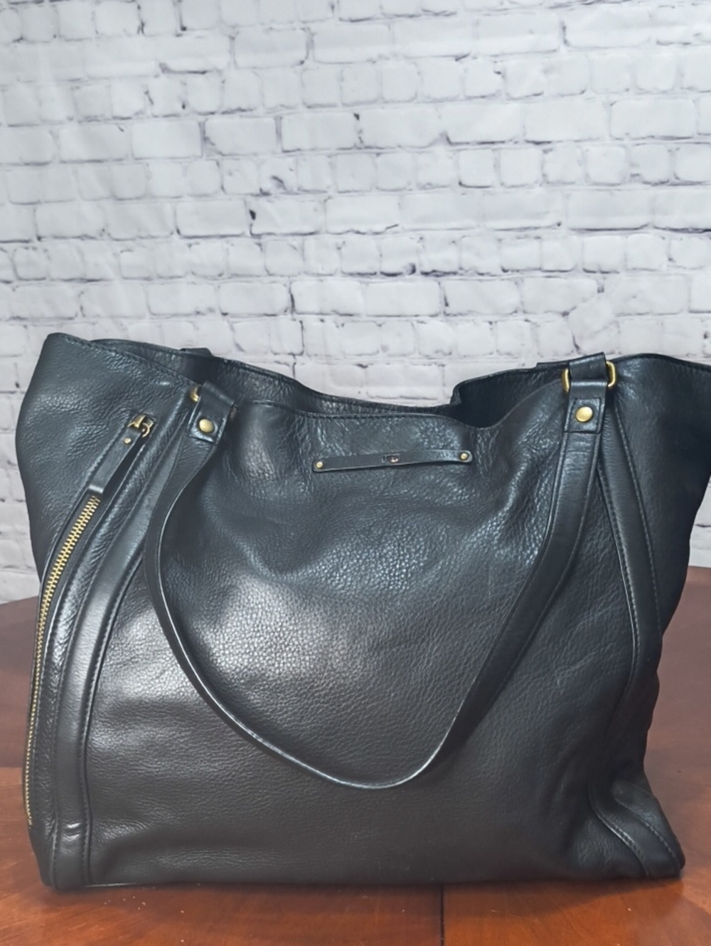 UGG Classic Black Leather Tote Bag - Women's Carryall 4 Pockets AN